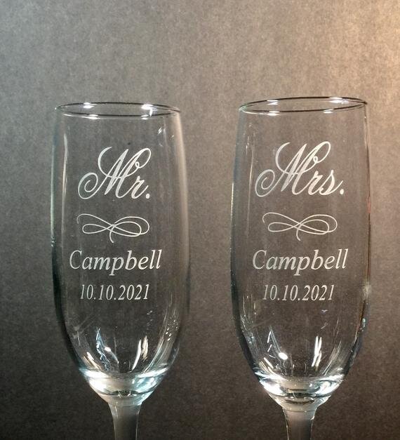 Set of 2, Wedding Champagne Flutes, Personalized Champagne Glasses