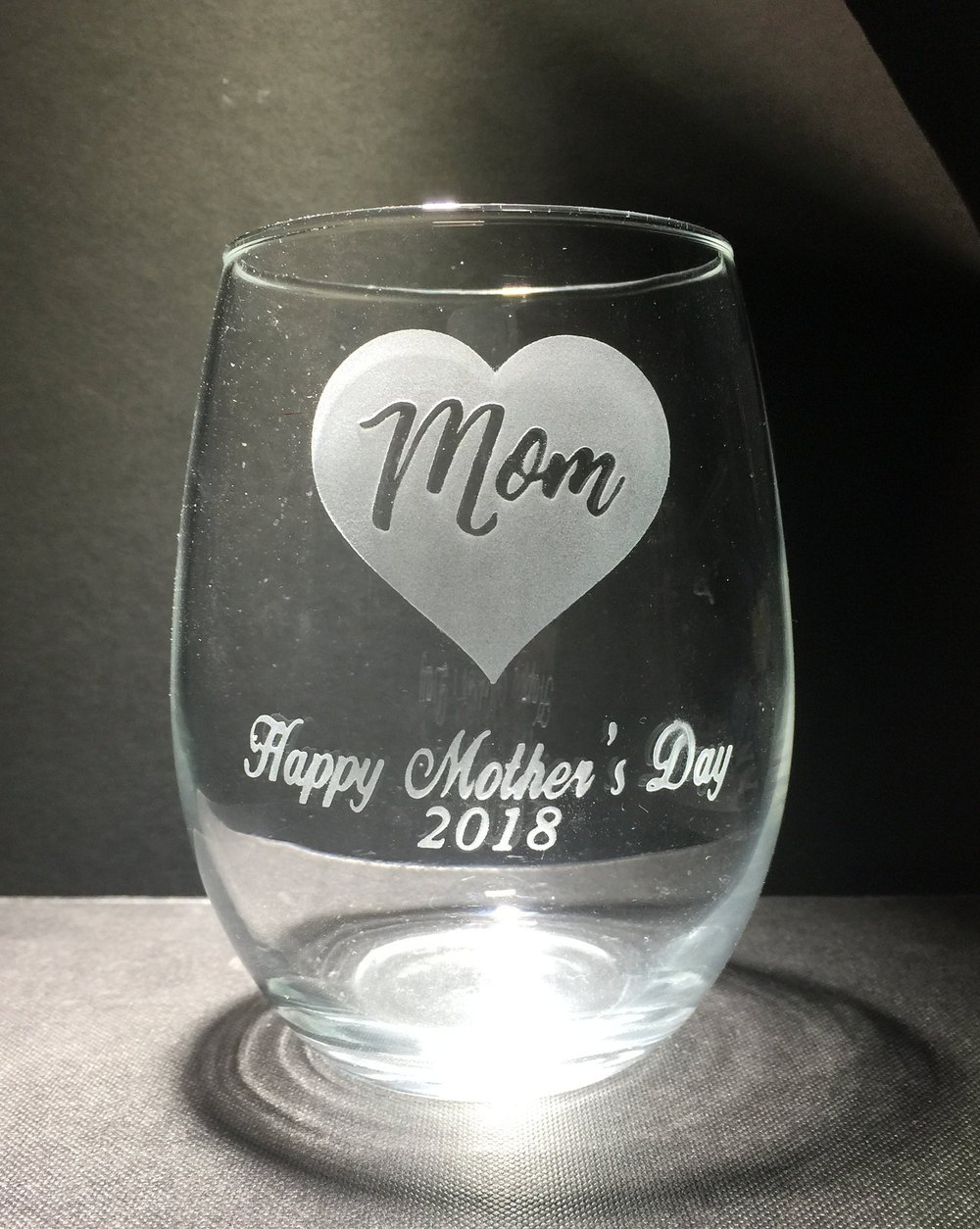 flise Entreprenør Standard Forever Yours Glass Etchings providing personalized custom engraved gifts  and glassware