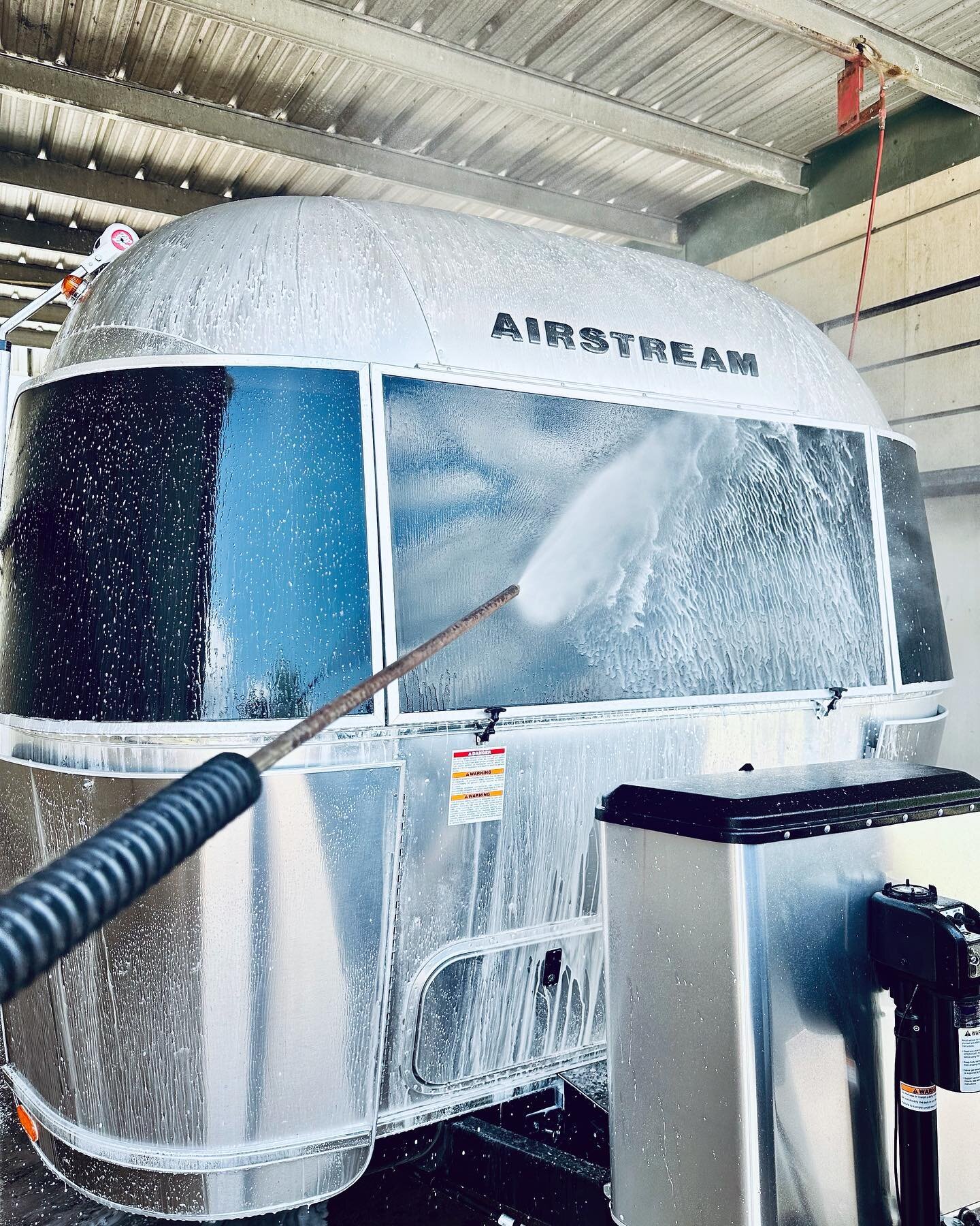 The Airstream got a wash, then took her to @nirvc for annual inspection. The @leisurevans is next!