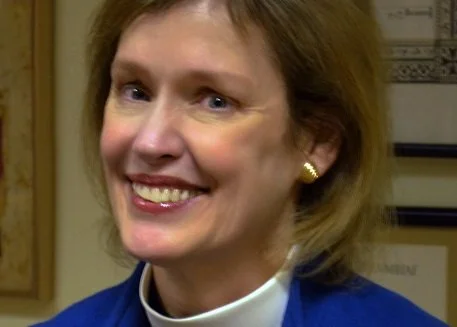 A New Call for Lucinda Laird ’82