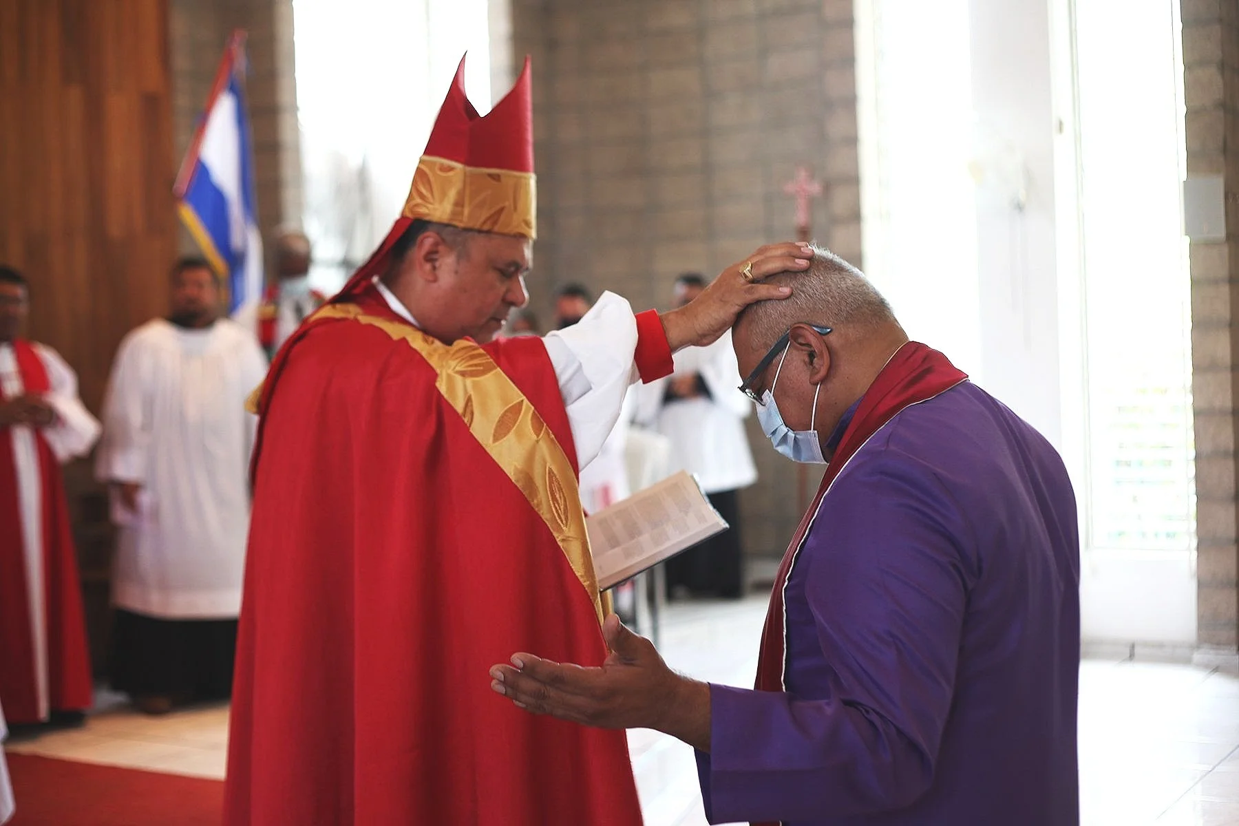 Miguel Hernandez ’13, ’14 new Canon for Education in El Salvador
