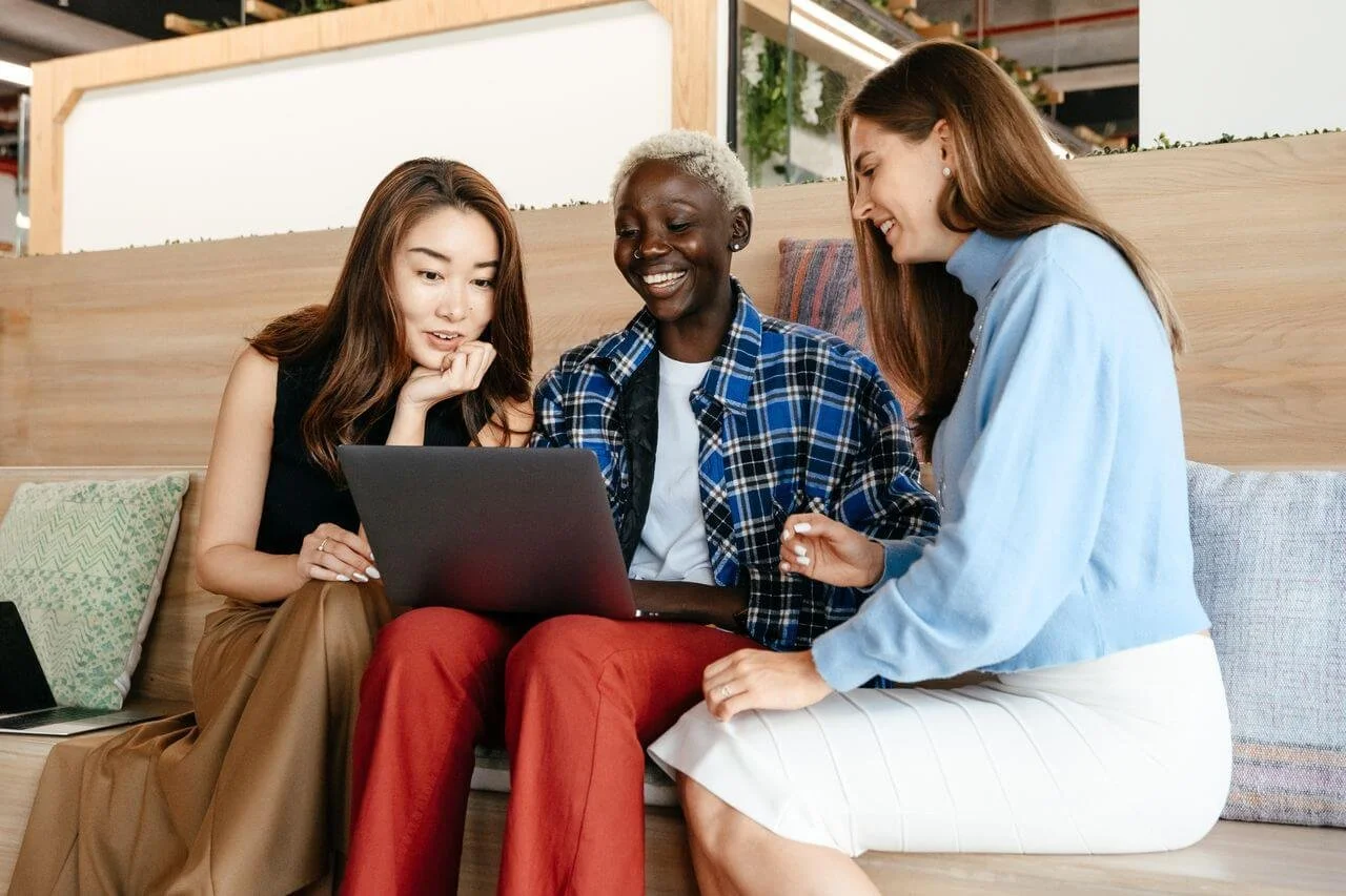 How to Scale Your Brand With B2B Influencer Marketing
