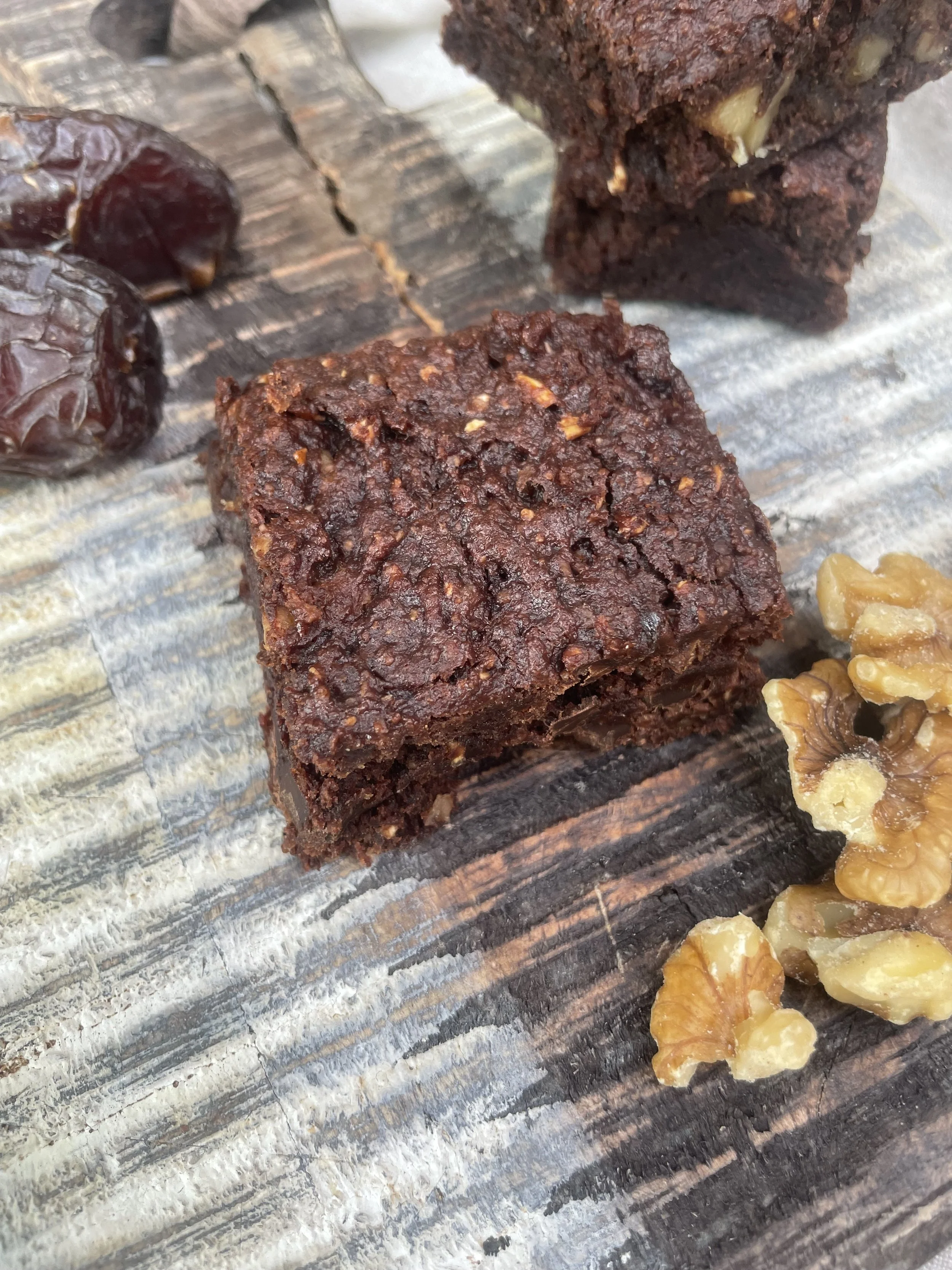 Walnut Date Brownies