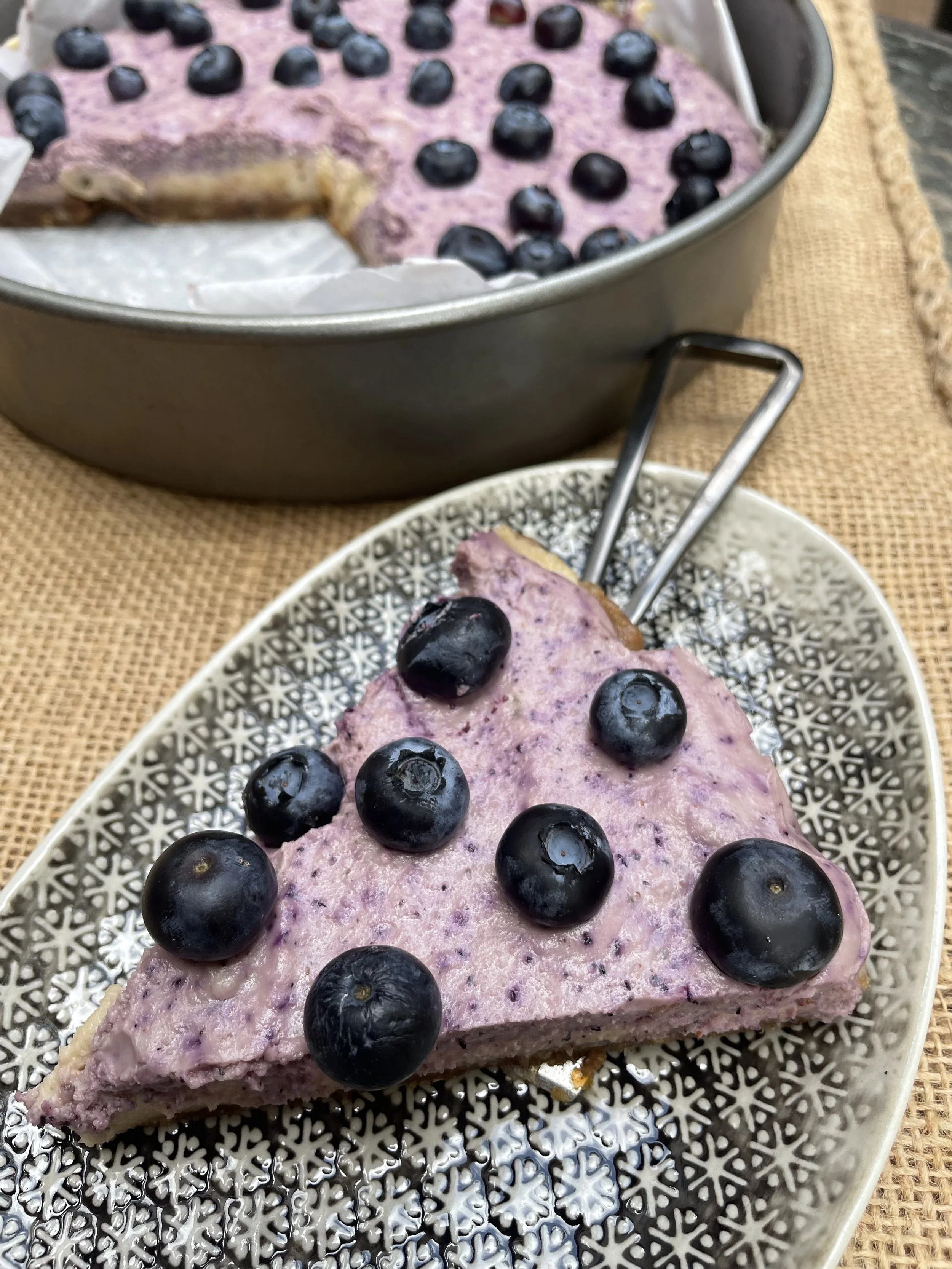 No-Bake Blueberry "Cheese" Cake