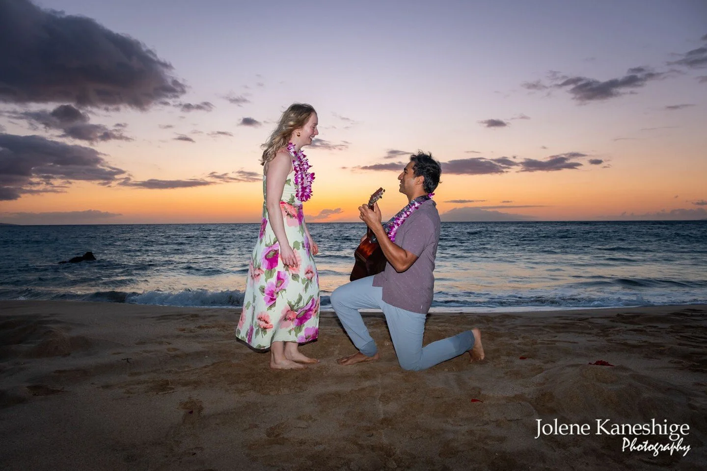 💡Make your proposal extra personal - serenade your sweetheart in Maui as the sun goes down.
🎶 Guitar in hand, we&rsquo;ve got just the setup for a romantic serenade.

#MauiProposal #CustomProposal #RomanticMoments #SerenadeHer