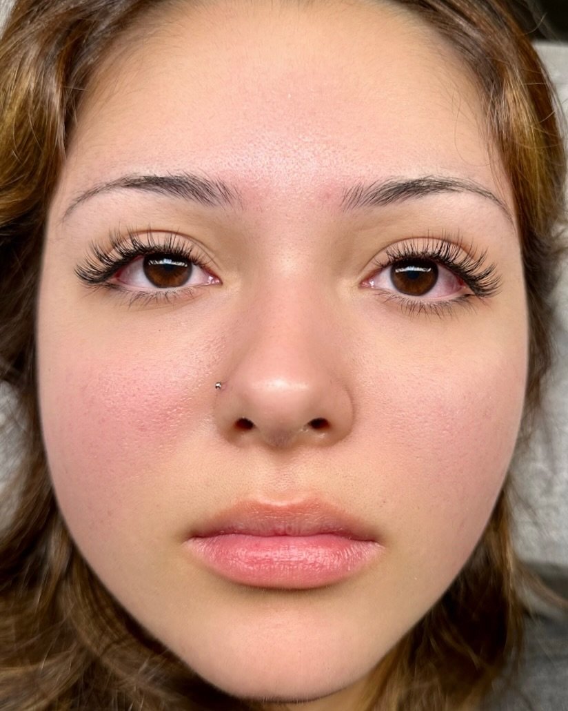 Swipe to see her before! 
.
What a beautiful enhancement of her beauty. This girly wanted lashes for prom so, with the permission of her mom, we gave her this classic set. 
.
If you notice closely, she has a few lash extensions on the &ldquo;before&r