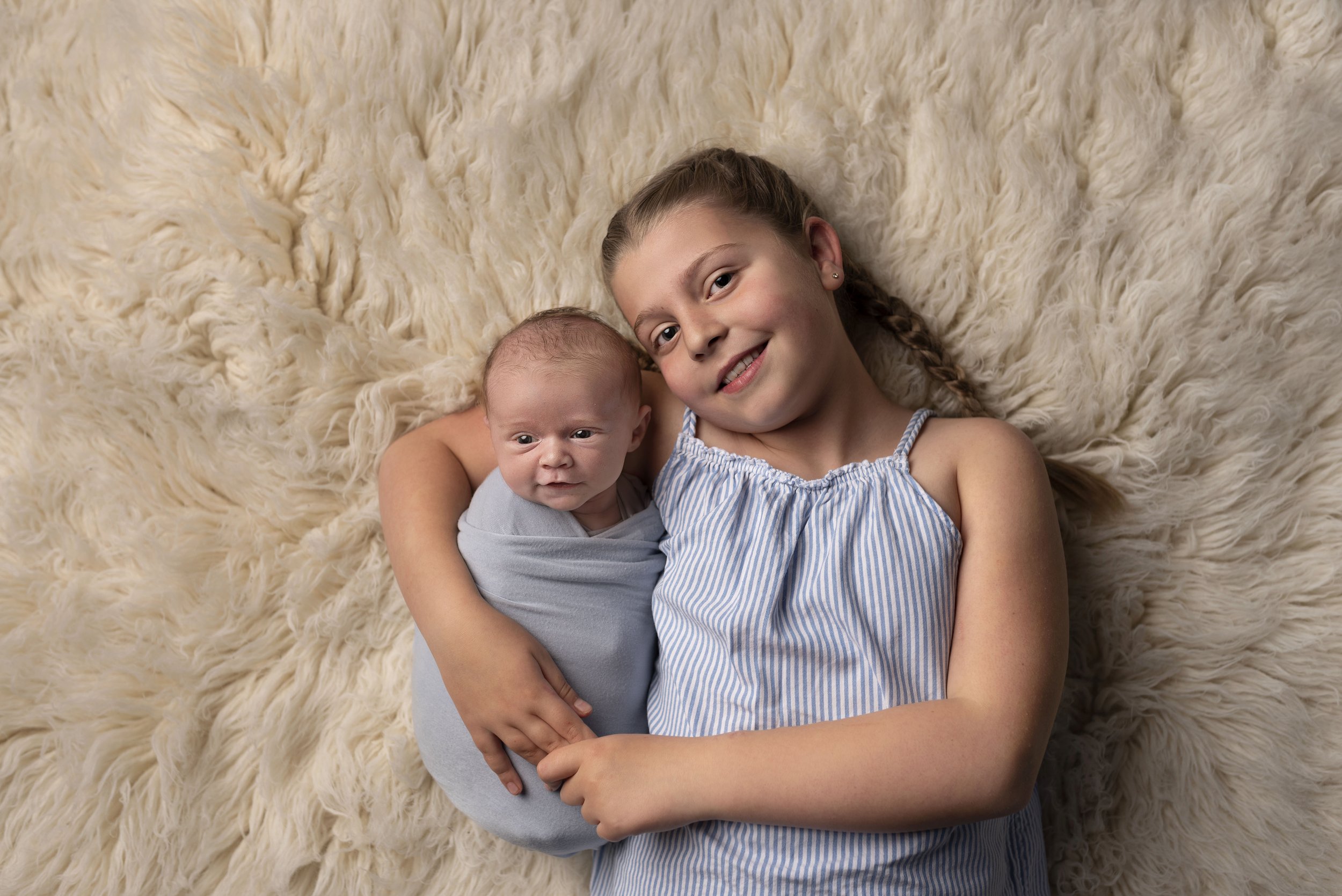 sibling and newborn photography leicester