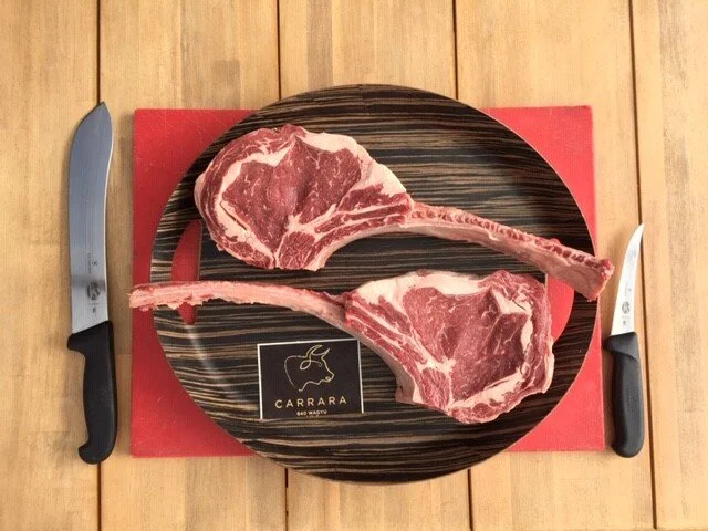 Wagyu tomahawk steaks