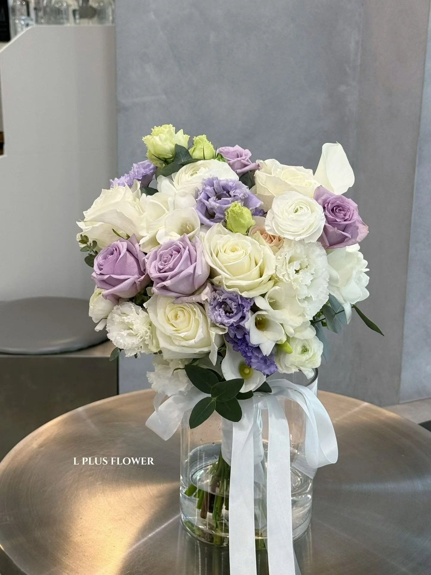 Wedding Season 
π€π
#weddingflowersdecor #bridalbouquet #adelaideflorist