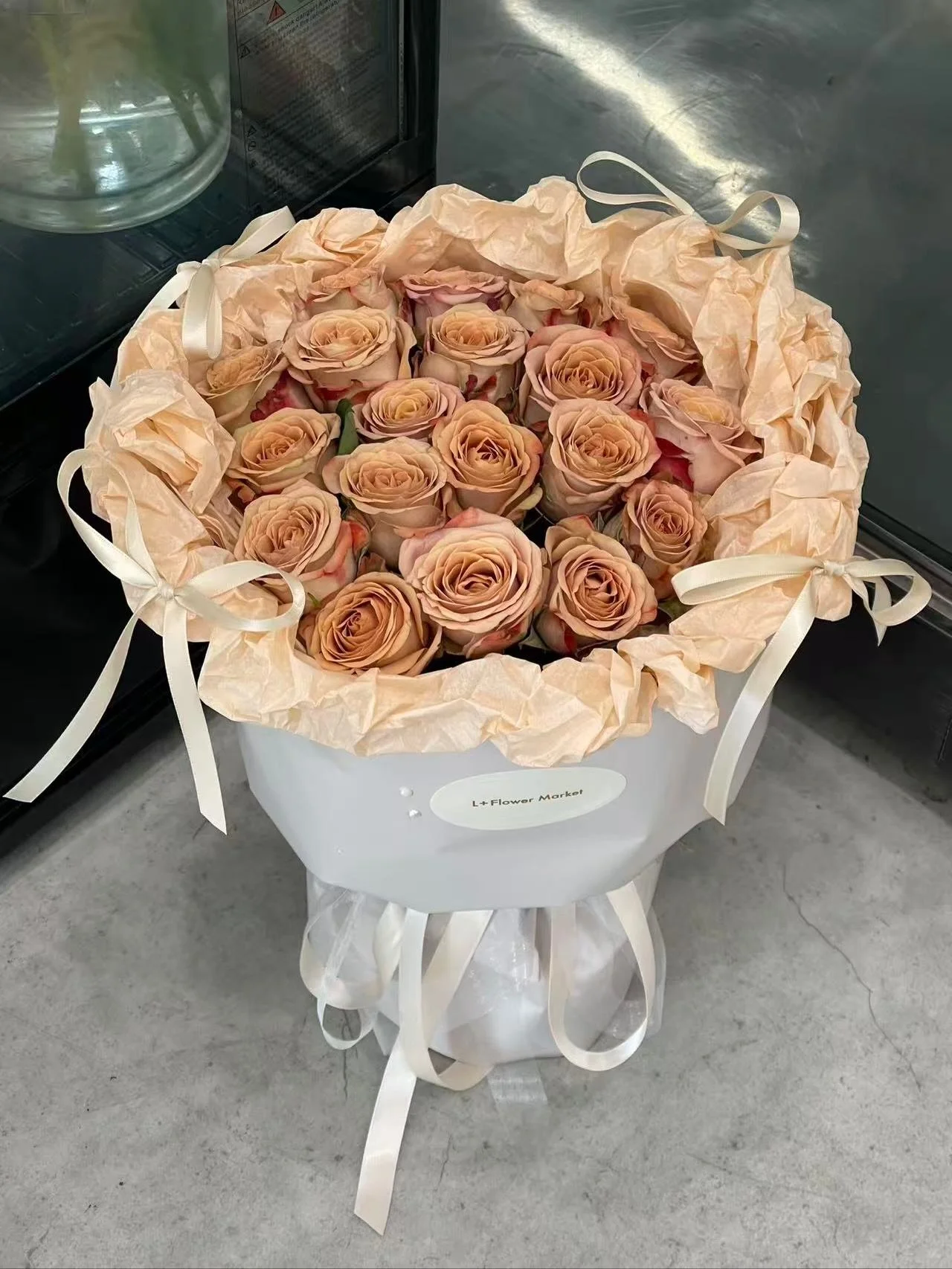 ☕️

May I have a cup of coffee?

#cappuccinoroses #adelaideflorist