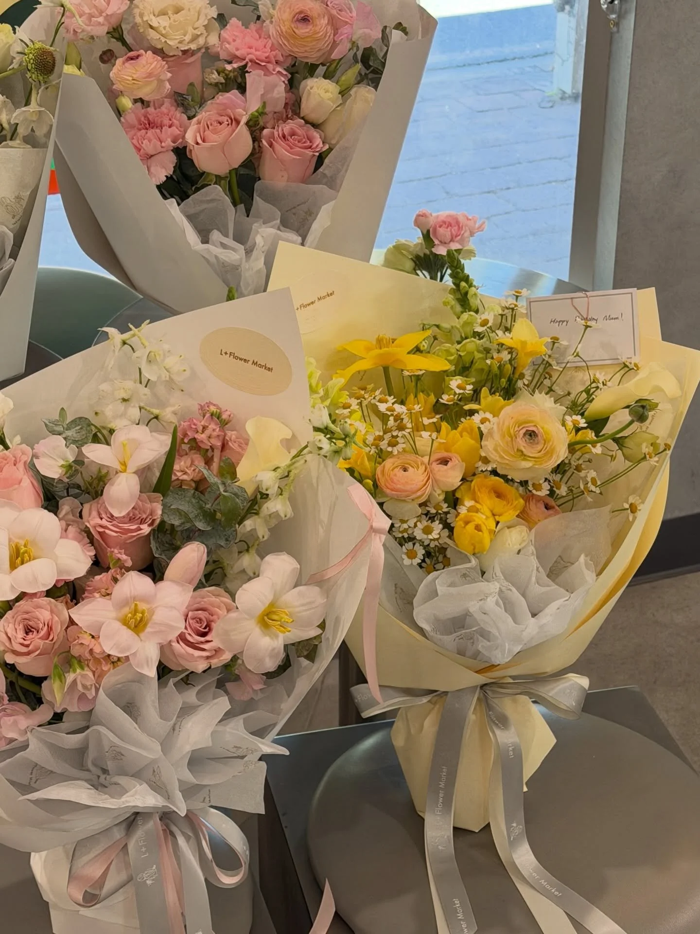 Spreading Love &amp; Care during the special time

#merrychristmas #adelaideflorist