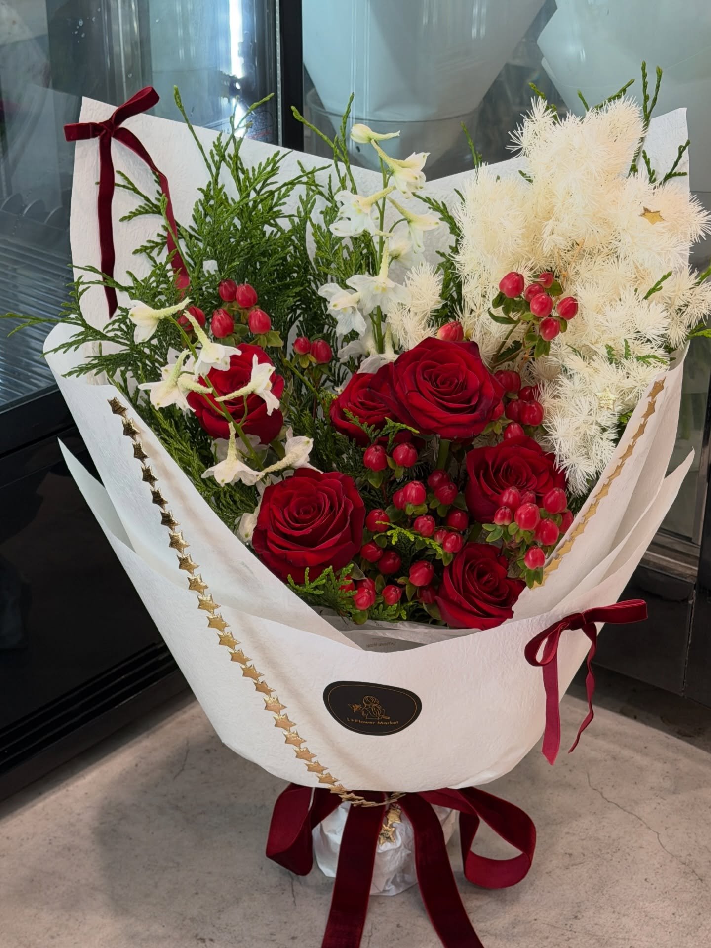 Christmas Bouquet 🤍🎄

#christmasgiftideas #adelaideflorist