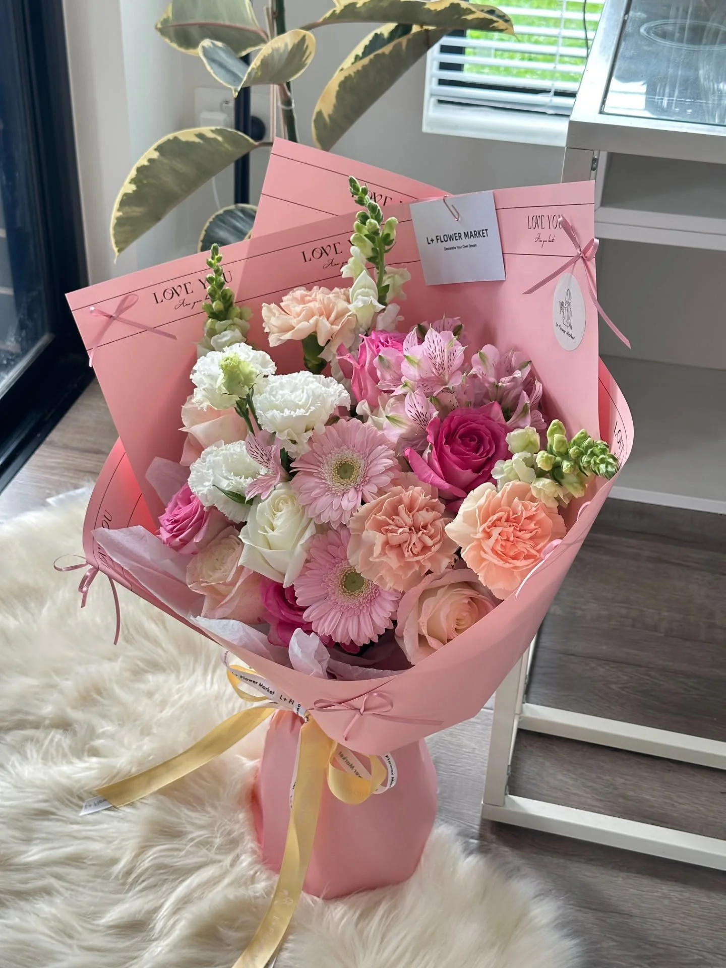 Back from the Easter break! 🌼
Celebrate the new season with fresh flowers
Order now for delivery or pickup.
#Adelaide #flower #Easterbunny