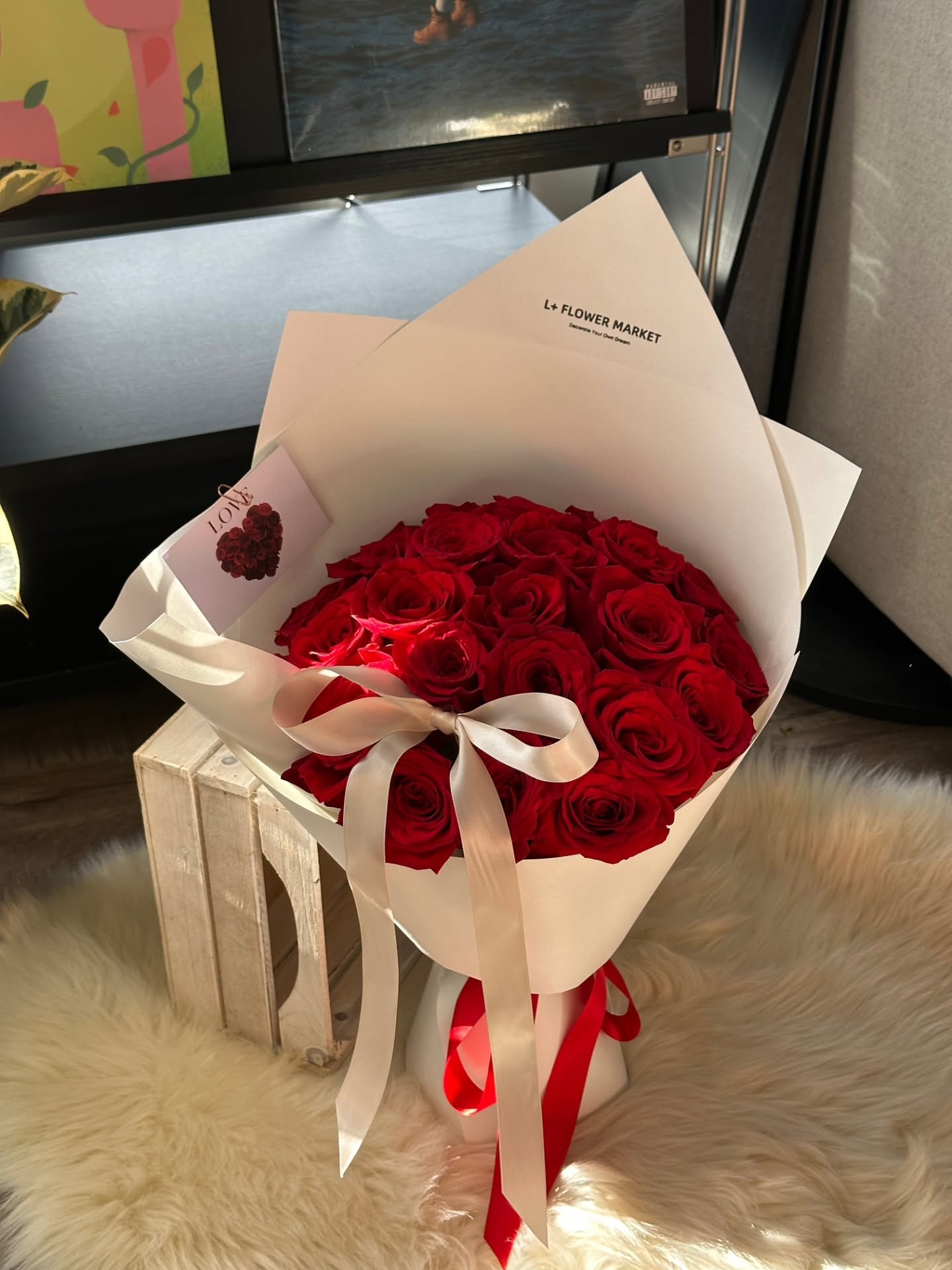 Good morning babes☀️

For days meant to express love,
Red roses are still the ultimate choice🌹🌹❤️❤️

#adelaidebouquets #adelaideflowershop #adelaideflorist