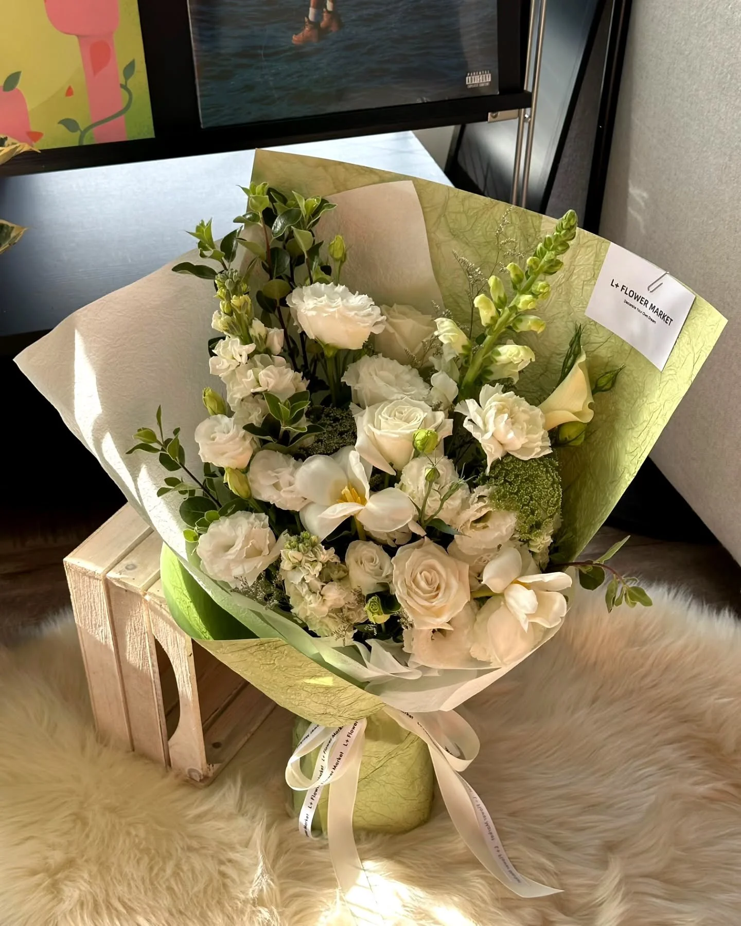 White &amp; Green bouquet🤍💚🤍💚
'Love you' can be expressed in the freshhest way too.

#adelaidebouquets #adelaideflowershop #adelaideflorist
