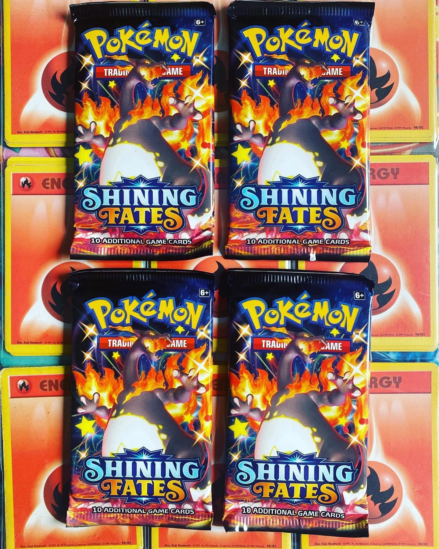 🧁Mid Week Chubby Raffle 🧁

Gotta keep the party going babeh!

X4 Packs of Charizard Pack arts from Shining Fates 🔥 🔥 🔥 🔥 

&pound;4 / 10 slots all in - UK only - includes postage. 

Please DM or comment to enter, once full il ask for payment vi