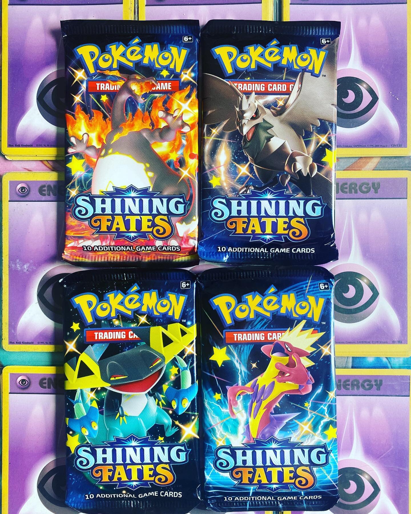 🧁 Mid Week Chubby Raffle 🧁

Dang that last one was quick! Congrats to @pattisonhaydn on the W! 

We go again. A full art set from Shining Fates. X4 Packs. 

&pound;4 a slot. 10 slots in total. All in, including postage. UK only. 

Please DM or comm