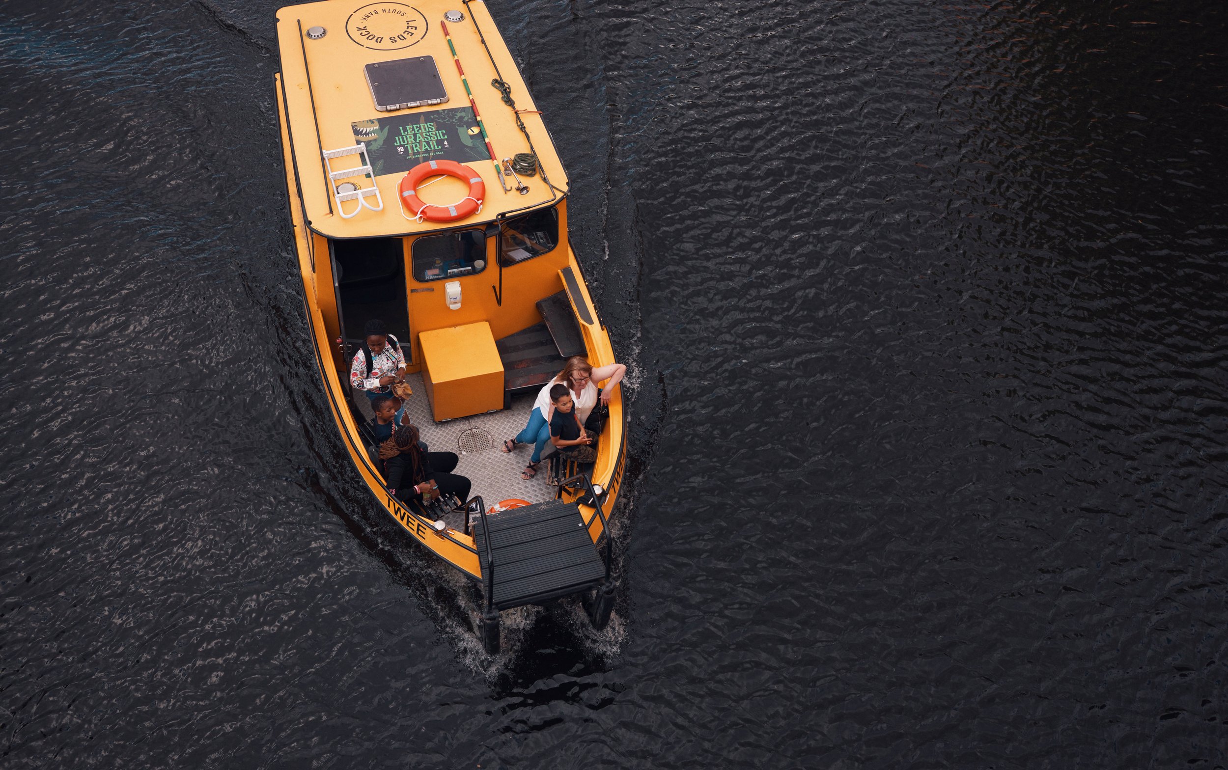 Strata_LeedsLocations_LeedsWaterTaxi_02_LR.jpg