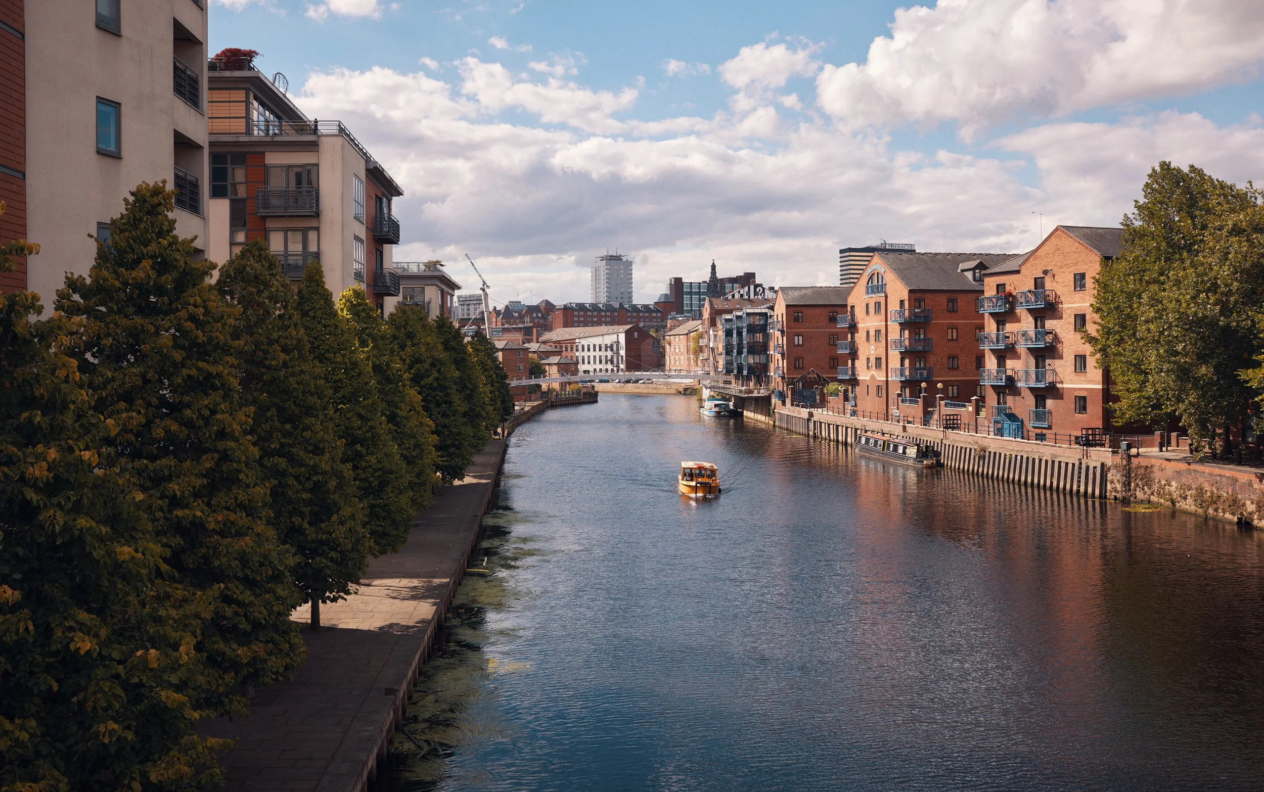 Strata_LeedsLocations_LeedsWaterTaxi_01_LR.jpg