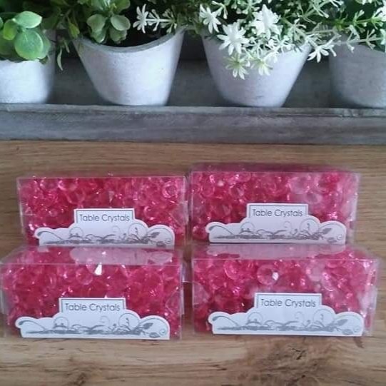 Resin-+scatter+crystals-+Table+Decor-+Wedding-+Fuchsia.jpg