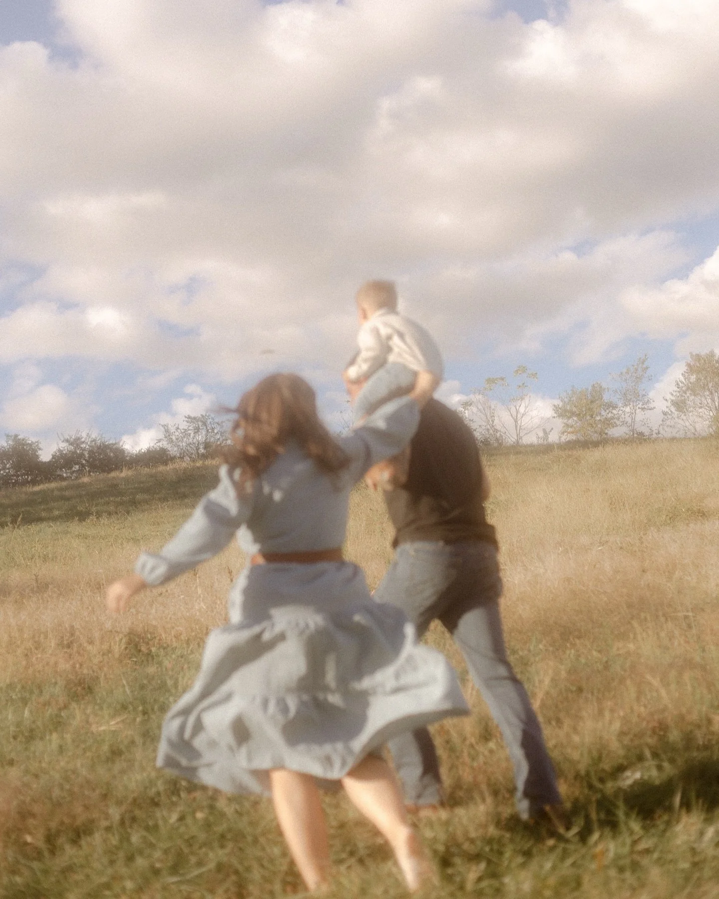 days spent at home together >>> 
quiet, golden ohio evenings spent roaming, playing, and being fully present 
taking notice of the roots grounding, spreading, growing. 
the good stuff. 
Grassroots Collective Megan Springer
Athens and Columb