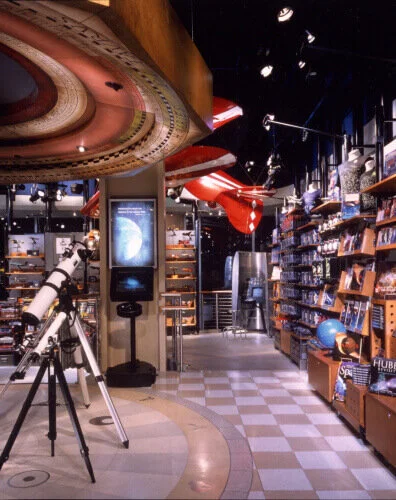 discovery_sf_telescope-396x500.jpg