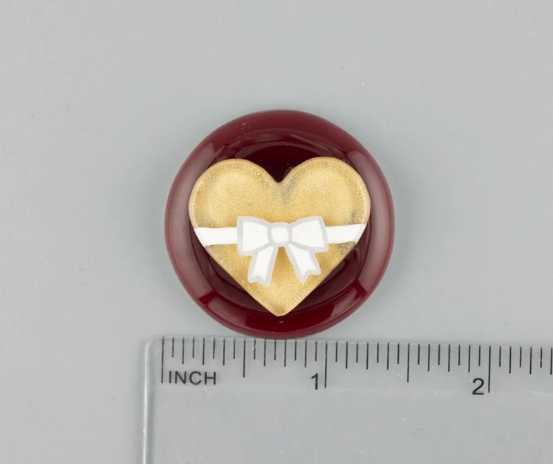Beau Verre Art Gold Heart Fused Glass Needle Minder
