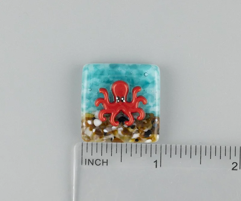 Beau Verre Art Red Octopus Fused Glass Needle Minder