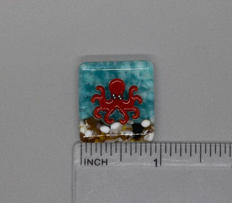 Beau Verre Art Fused Glass Needle Minder
