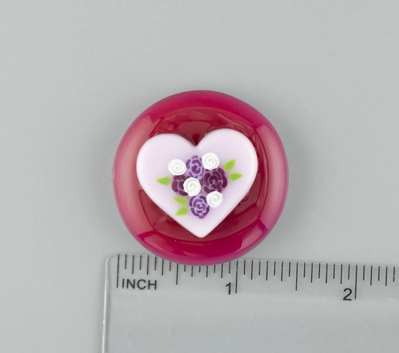 Beau Verre Art Pink Heart Fused Glass Needle Minder