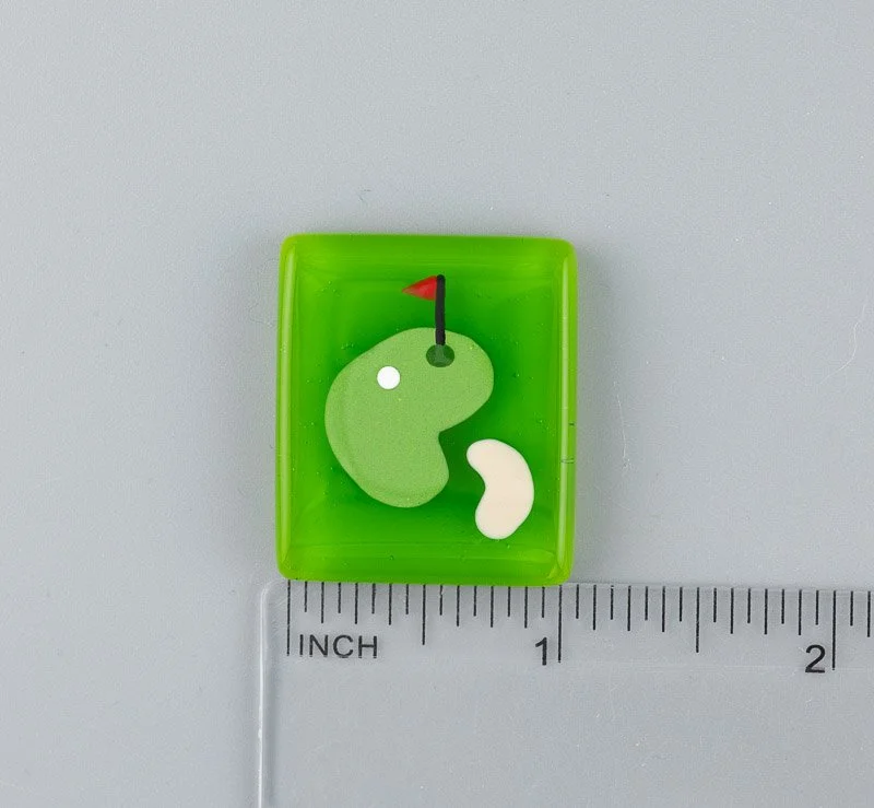 Beau Verre Art Golf Green Needle Minder