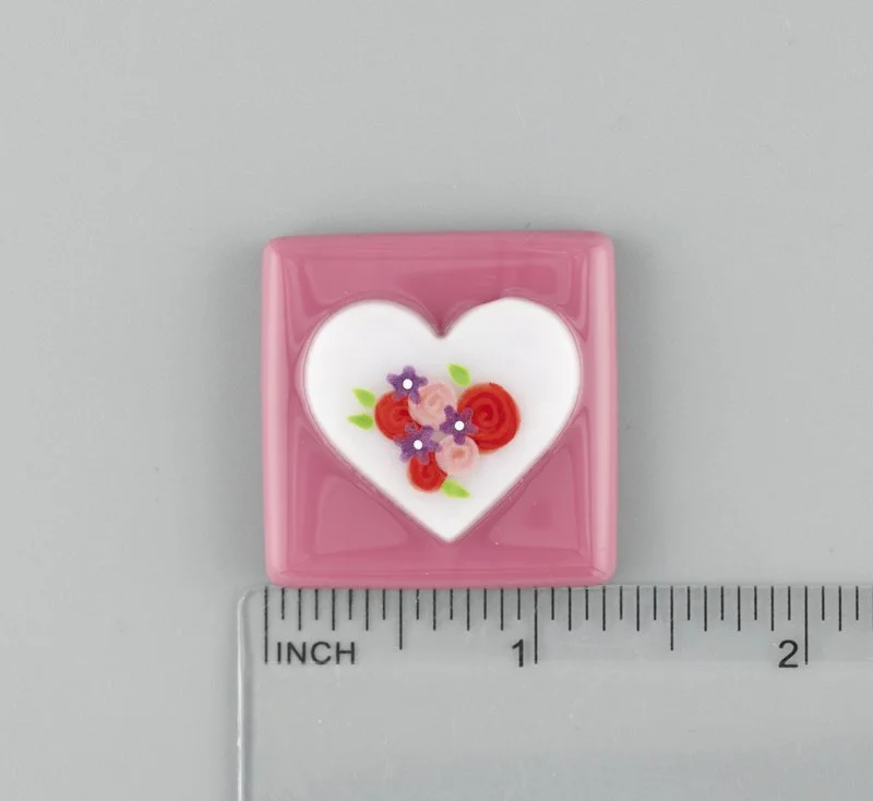 Beau Verre Art White Heart Fused Glass Needle Minder