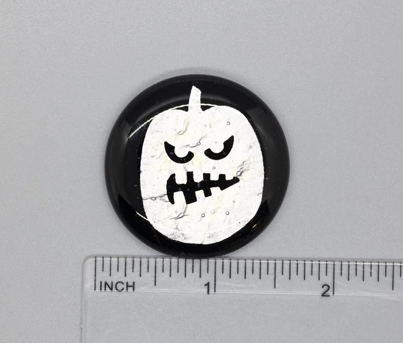 Beau Verre Art Fused Glass Needle Minder