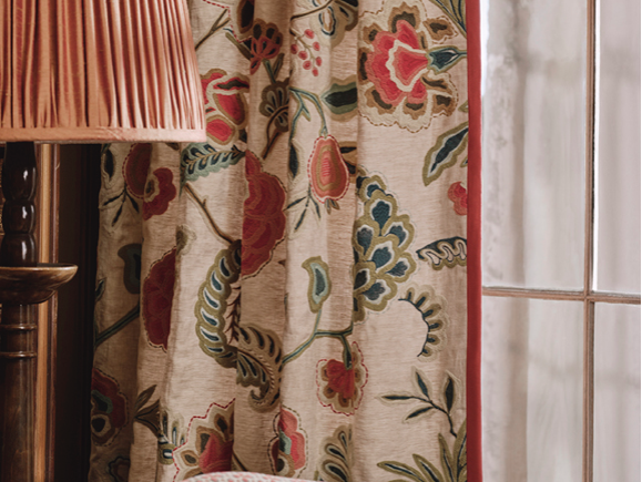 FRANCINE - Manuel Canovas C&F