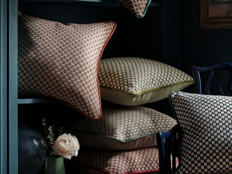 LOVEDEN - Nina Campbell