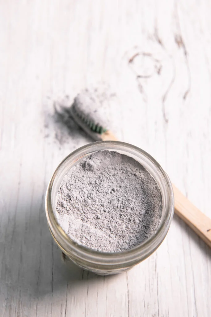 Toothpowder-NourishMeWild-MichelleMcCowanPhotography-1263-683x1024.jpg
