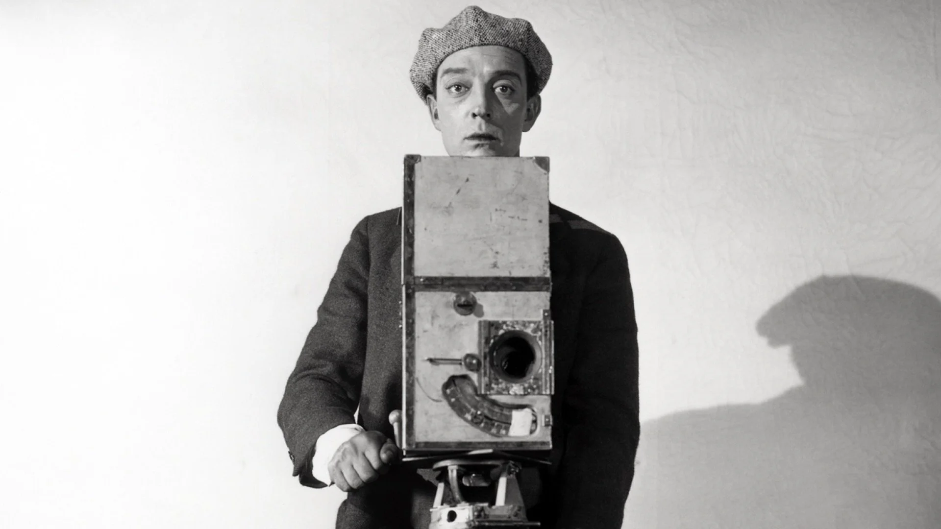 Ciclo O CINEMA COMEÇA AQUI I [WHERE CINEMA BEGINS I Cinema Screenings] (Curadoria de Alexandre Braga)“FILMES CURTOS DE BUSTER KEATON”