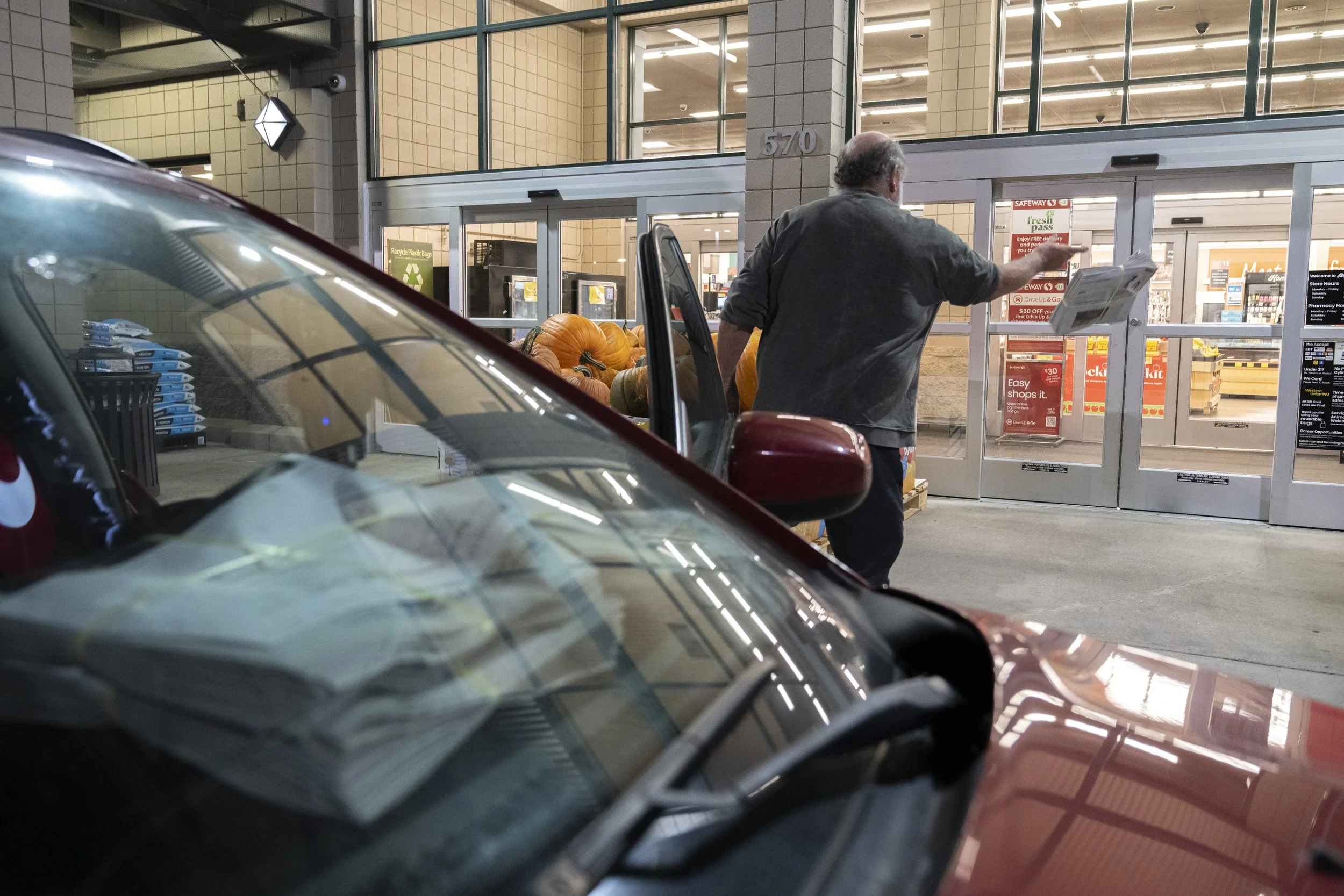  In the early hours of the morning, Wayne tosses newspapers on the ground at Safeway in Dillon. Wayne’s delivery route is 158 miles, which he drives three days a week in all weather conditions. Wildlife collisions, while not frequent, are not uncommo
