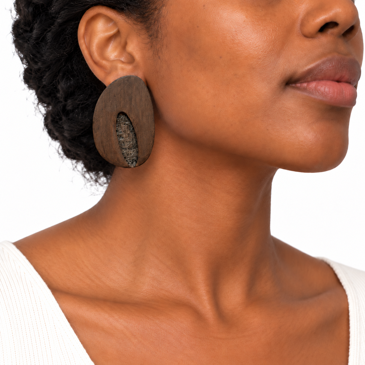 Textured Aperture Walnut Earrings