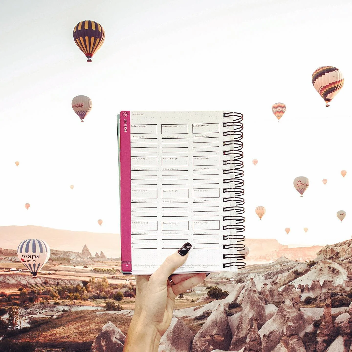 What&rsquo;s on your Bucket List!? I&rsquo;m still adding to mine, but a hot air balloon ride is definitely on there! 🎈
.
.
.
.

#Planner
#Bujo
#BujoInspiration
#PlanWithDomi
#GoalSetting
#Dreams
#MakeDreamsHappen
#BulletJournal
#BulletJournaling
#F