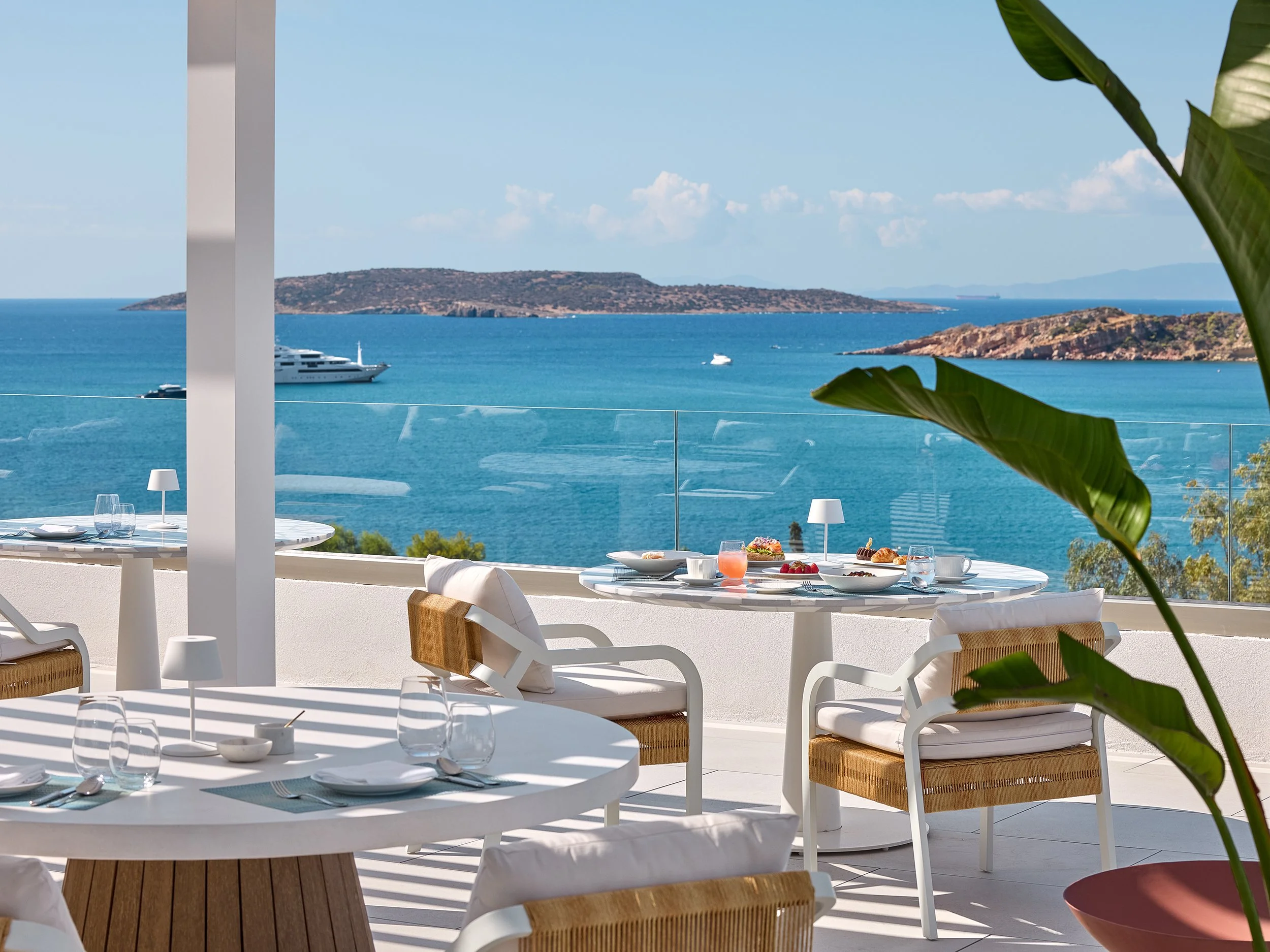 44-the-roc-club-vouliagmeni-rooftop-restaurant.jpg