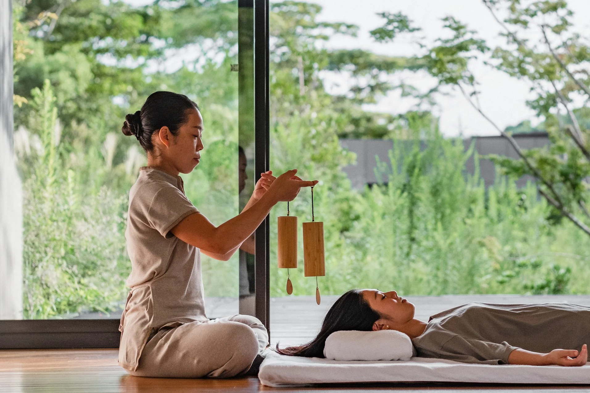 Amanemu Japan 001.jpg