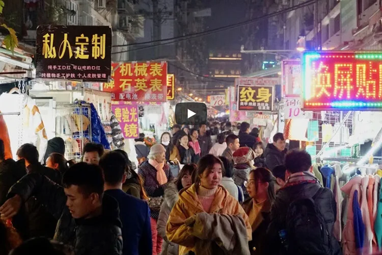 Cảnh tượng tại Vũ Hán ngày nay đặt ra những câu hỏi rất lớn cho nhiều người