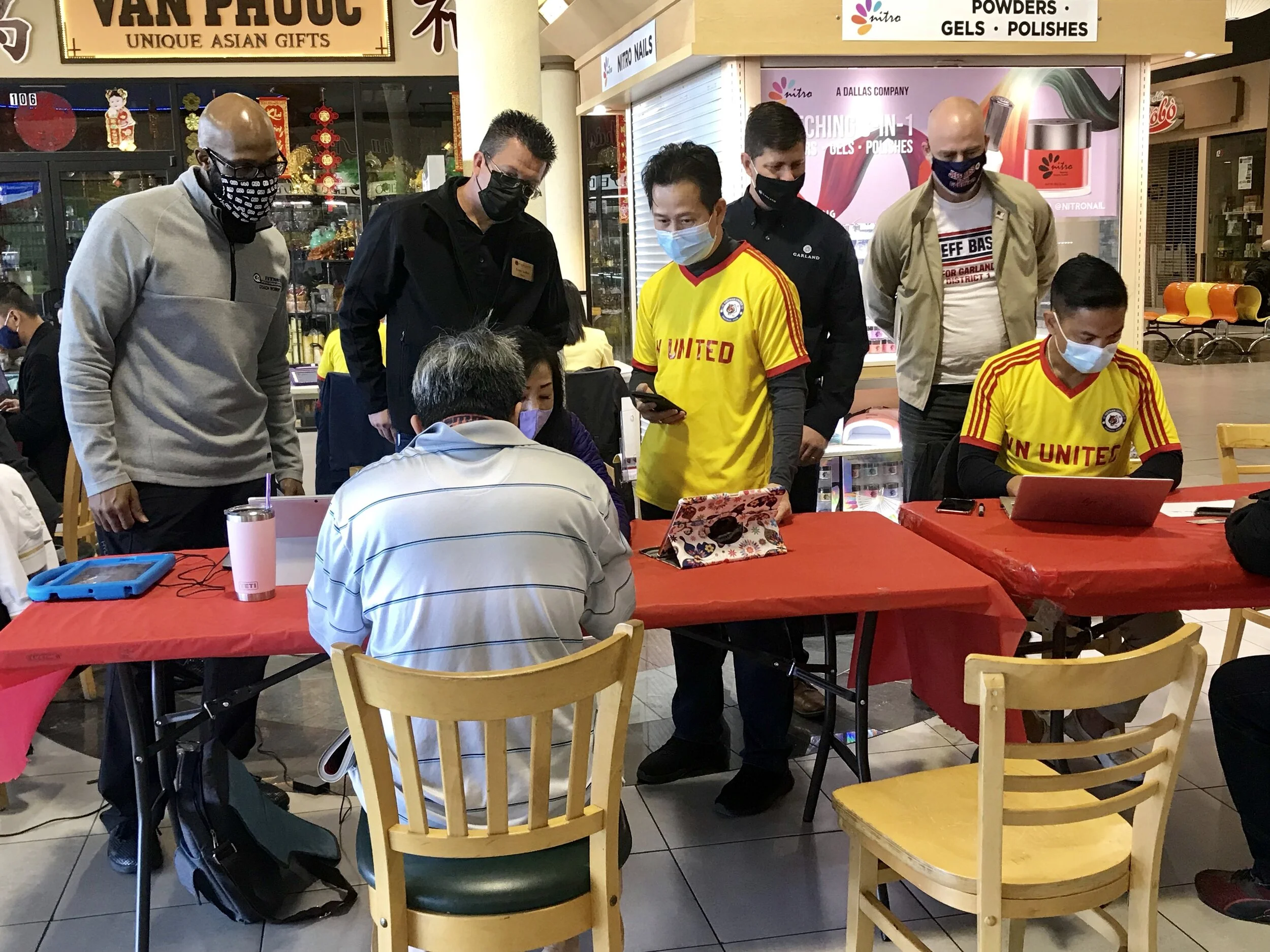 Ghi danh chích ngừa vacine tại cali saigon mall