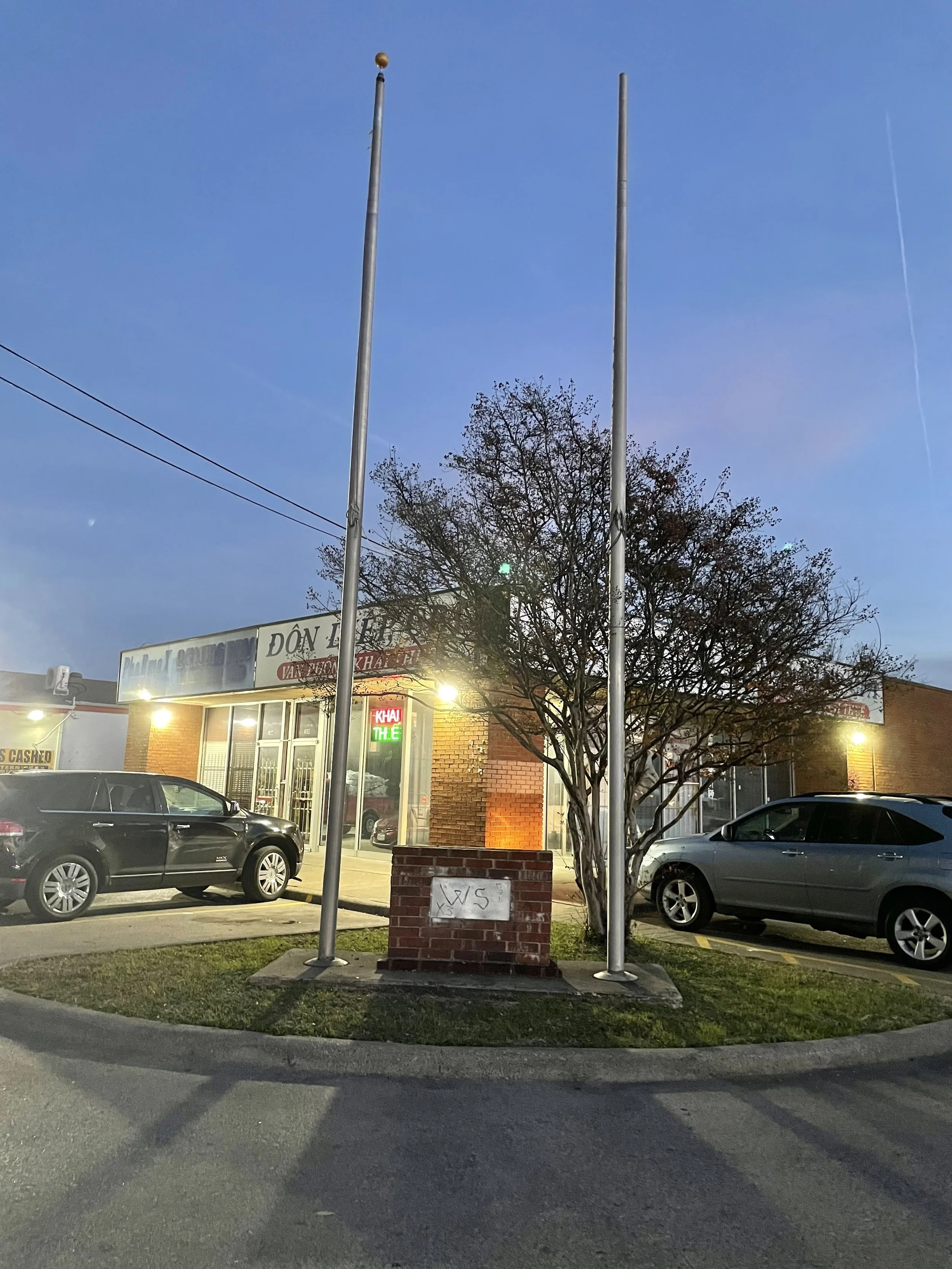 Cộng đồng thứ ba tại Dallas-Fort Worth ra đời?