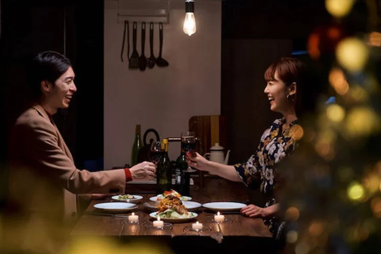Đại chiến Giáng sinh: Nam giới Nhật Bản ‘ế’ tràn xuống đường biểu tình phản đối hẹn hò đêm Noel
