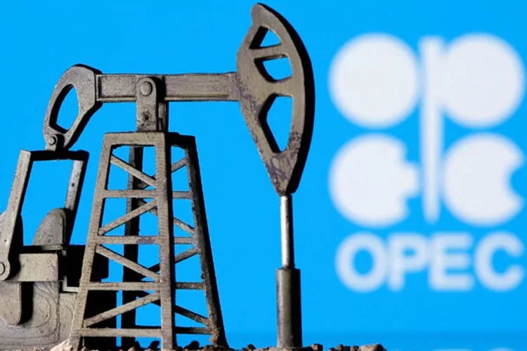 Khối OPEC+ đồng ý cắt giảm mạnh sản lượng dầu&nbsp;