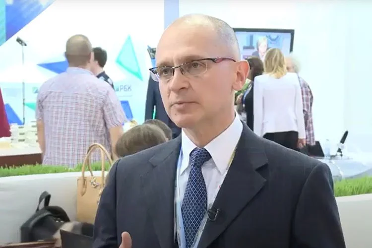 Putin mất quyền kiểm soát và đối mặt với sự sụp đổ của chế độ, chuyên gia KGB người Nga tuyên bố