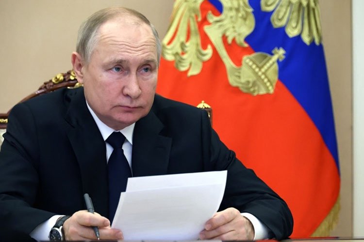 TT Putin ra lệnh ngừng bắn ở Ukraine trong lễ Giáng sinh Chính thống giáo