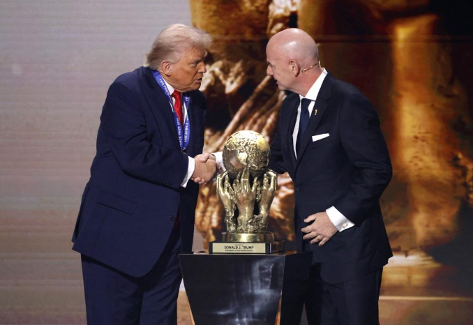 Tổng thống Donald Trump được trao giải thưởng Hòa bình FIFA